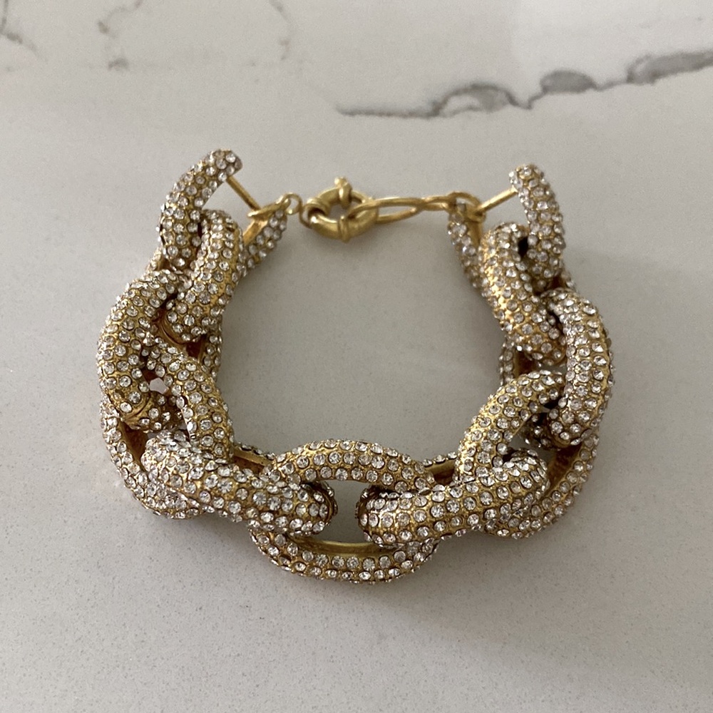 Bejeweled Gold chain-linked chunky bracelet